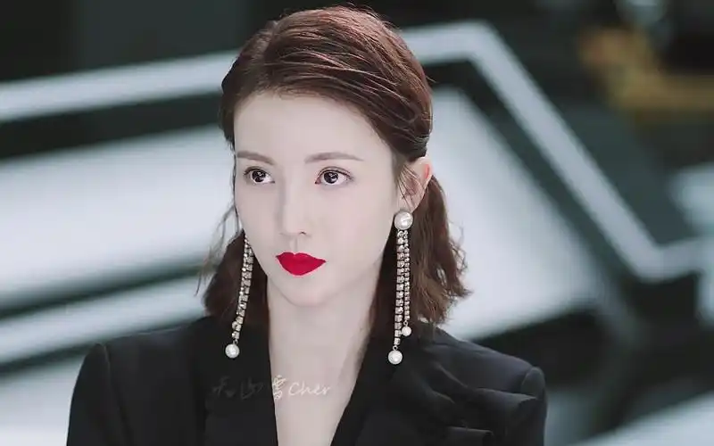 【我们都要好好的】金晨个人向 不愧是舞蹈出身舞跳得太性感了_哔哩