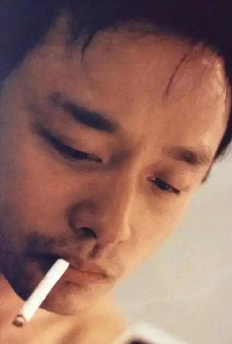 21年过去立誓要为张国荣终生不娶的唐鹤德他做到了吗