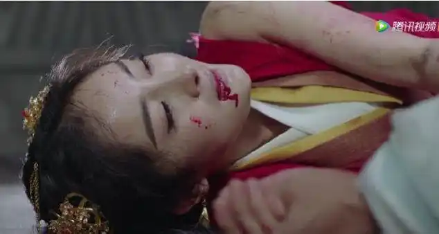 目前,杨幂,阮经天等主演的电视剧扶摇正在热播,《扶摇》的网播量也