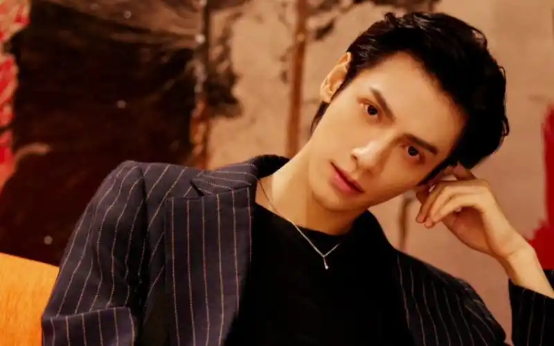 这独特的气质,无与伦比的贵气高级感【罗云熙】