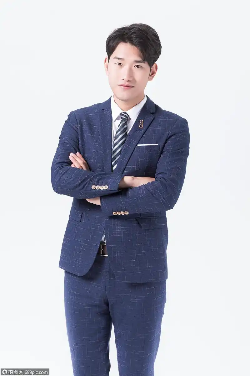 男性商务形象西装干练