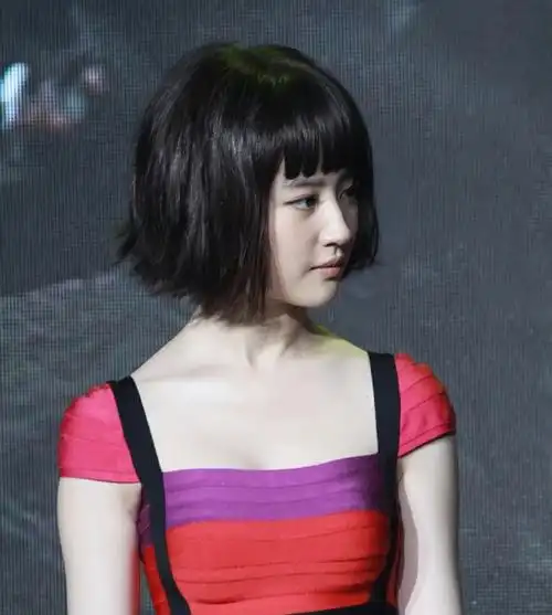 刘亦菲波波头,古灵精怪短发茜茜公主