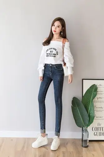 实拍8603#翻边字母印花牛仔裤女修身显瘦后袋剪缺牛仔小脚铅笔裤