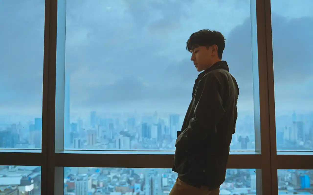 邓伦帅气有型写真图片桌面壁纸高清大图预览1920x1200_大陆明星下载