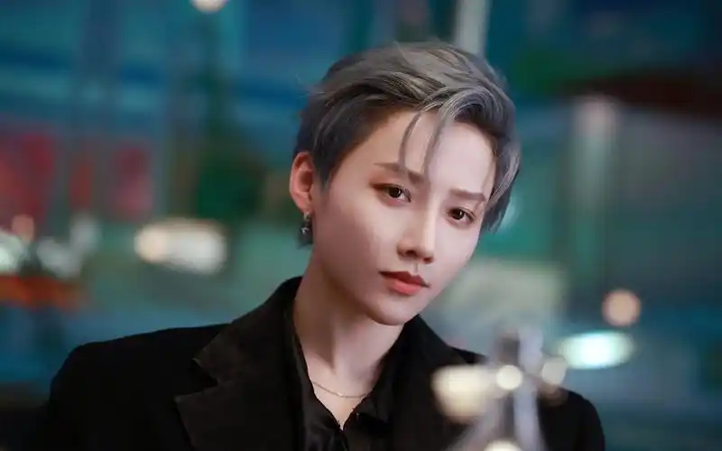 【刘雨昕reaction】春晚baby i know 本草纲目 想见你想见你