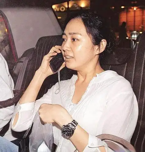 回顾"豪门千金"朱丽倩为了刘德华有多能忍,看完你就全明白了!