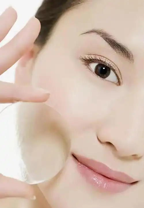 怎样能使皮肤白嫩细腻,怎样能使皮肤细腻白净(让你拥有"果冻般"的白嫩