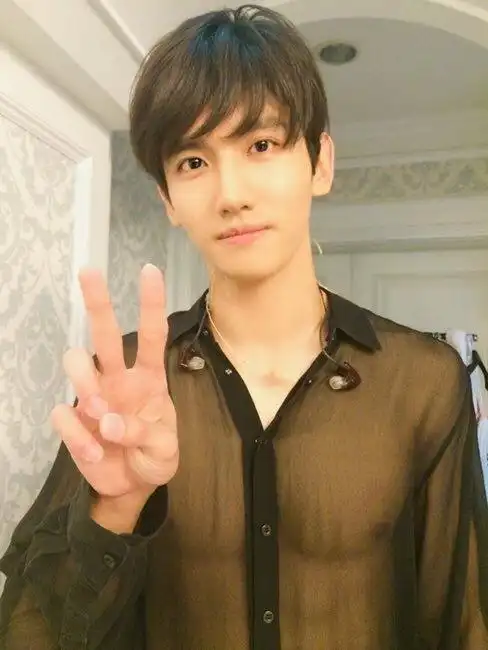 p>沈昌珉(shim changmin),1988年2月18日出生于韩国首尔,歌手,演员