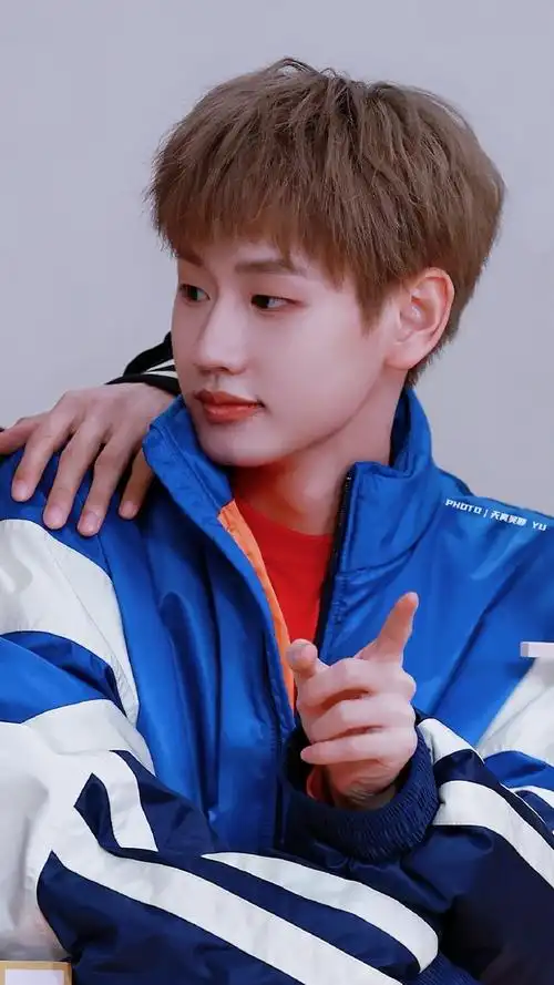 ak刘彰##into1刘彰