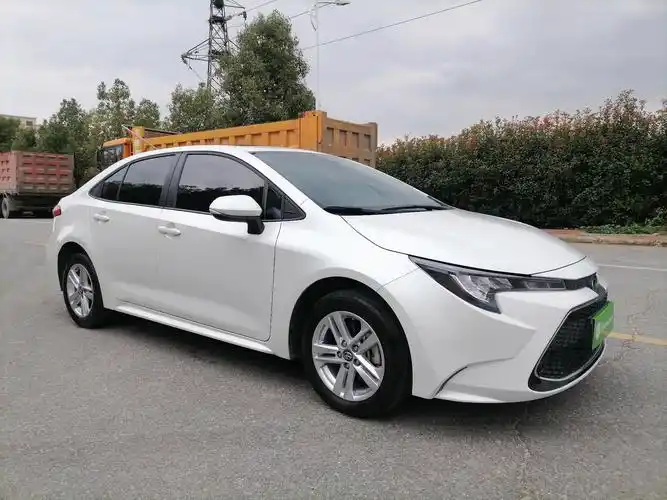 丰田雷凌2021款12t自动185t豪华版国Ⅵ