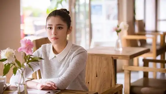 花火热播j女郎李心艾职场遭花样惨虐