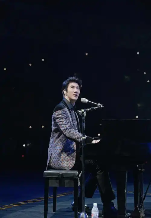 韩红?张学友?陈奕迅?我最希望是王力宏!你们呢?