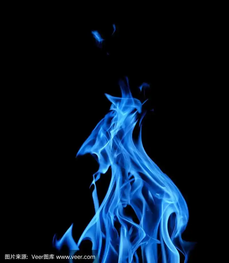 深蓝色火焰上的黑色