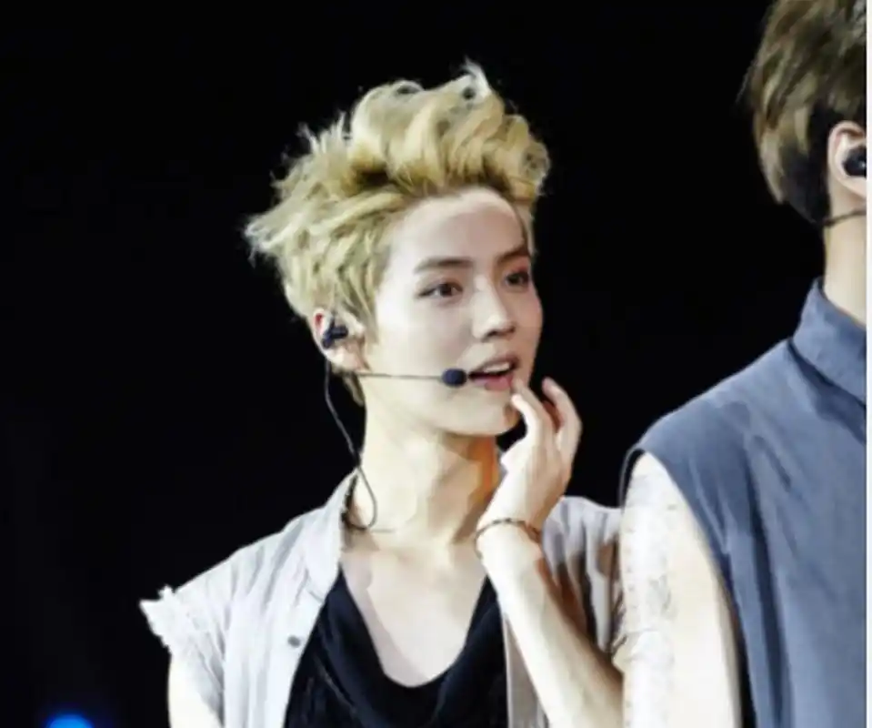 exo时期鹿晗 exo时期的鹿晗!鹿晗的帅气一直都没变过!