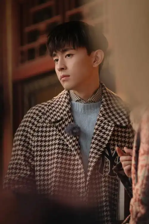 邓伦故宫写真图片邓伦帅气图片