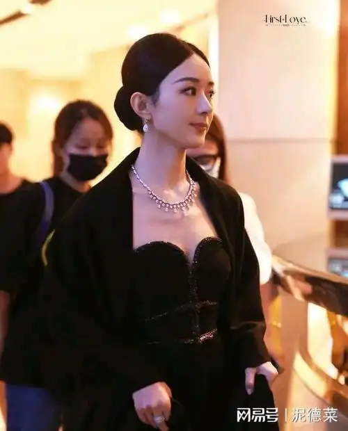 赵丽颖再获大奖主演电影票房破44亿郑晓龙的话得到了印证