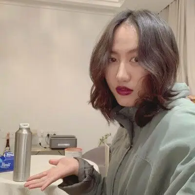 陈粒的背景图片