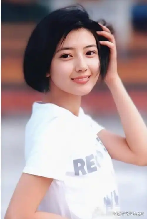 娱乐圈有"第一美人"之称的女演员,看看究竟有多美|何晴|陈红|蒋勤勤