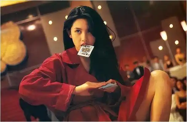 邱淑贞情史风云后,明智抉择嫁富豪,智慧与美貌并存!