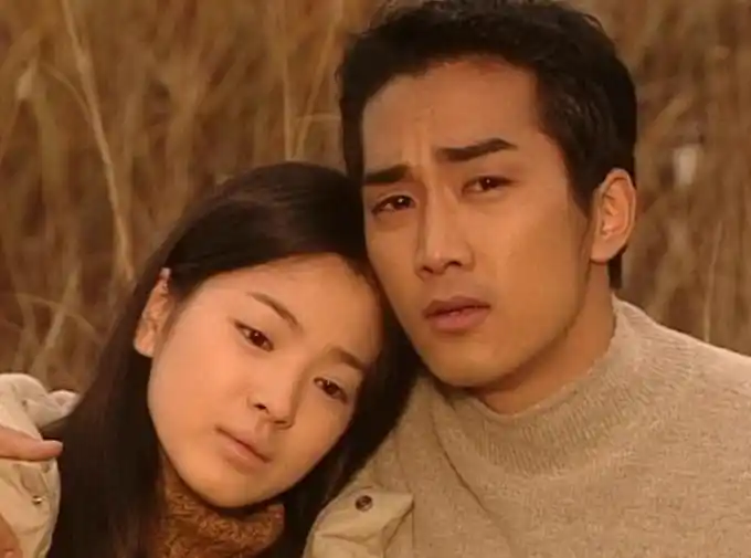 电影《蓝色生死恋》全国公映 宋慧乔宋承宪关注恩熙俊熙扮演者 | 北晚