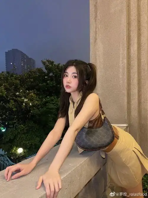 《拜托了冰箱》美女厨娘罗拉参加恋综竟沦为落单搞笑女?