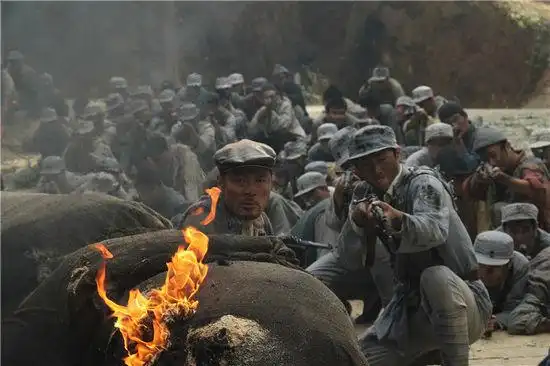 《铁道游击队2-战后篇》摄影师曾被绑火车