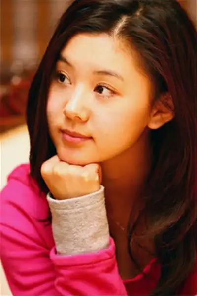 【图】演员李小萌小时候机灵可爱 同男友王雷爱情史被曝光