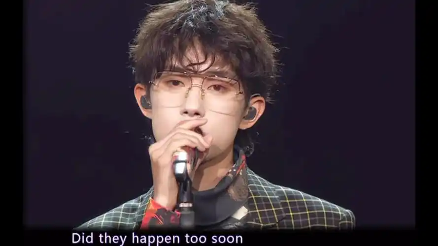 易洋千玺立麦杀之《fall》