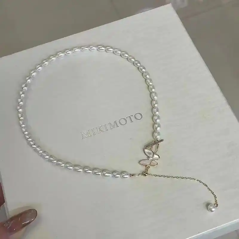 超美的贝母蝴蝶🦋珍珠项链.灵感设计可以给到更多佩戴的可能性 - 抖