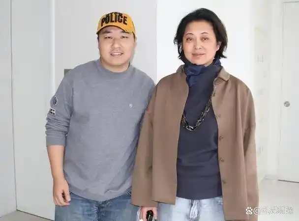回顾王文澜:给倪萍买四合院,却"丢下"生病的儿子他现状如何