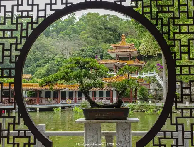 亭台楼阁,花草芬芳,春摄碧绿,. (共 15 p)