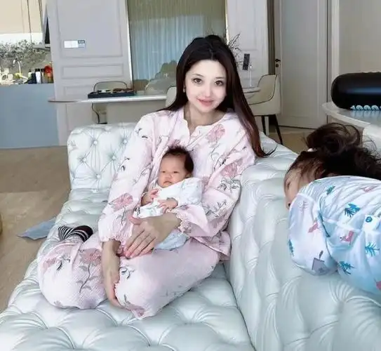 "点读机女孩"患脑瘤,昔日那些童星近况令人唏嘘,有人竟已离世|李瑞