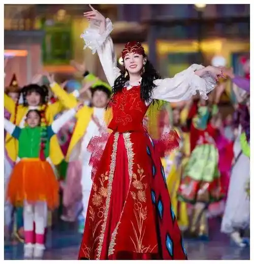 李沁春晚宋代妆欲成古韵女神,赋予演绎李清照,谢道韫!