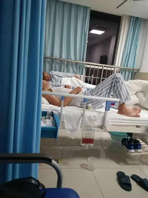 住院的照片真实一点的,比较真实的生活照片-图片大观-奇异网