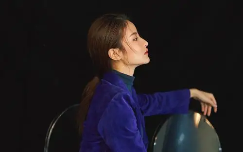 简介:赖雨濛时尚写真图片,分享一组赖雨濛图片给大