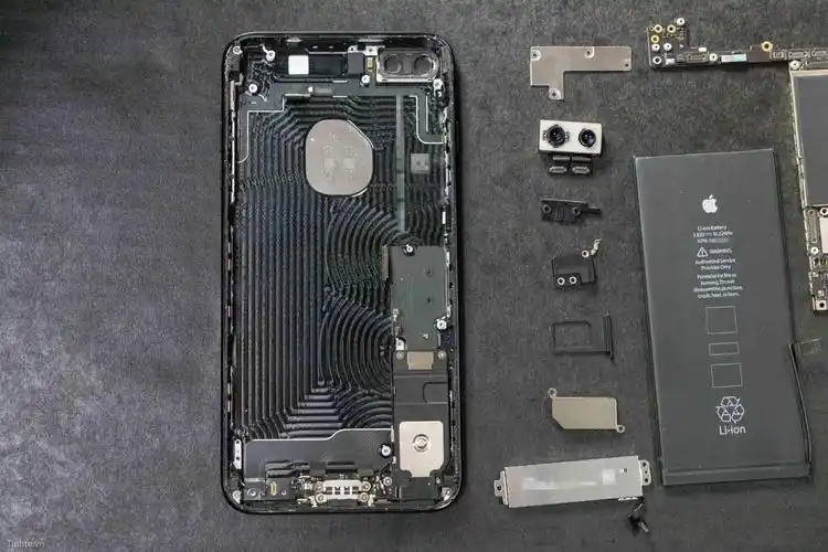 iphone7plus拆解成本价1500卖7000