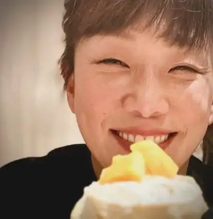 消失萤光幕4年!57岁林忆莲晒「素颜美照」 网惊艳:冻龄女神