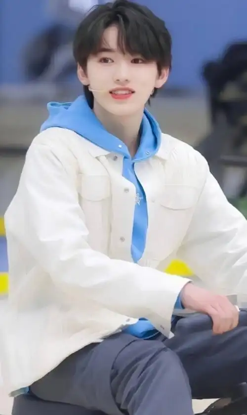 宋亚轩 治愈笑颜##宋亚轩 心动无限##宋亚轩 邀星入眸