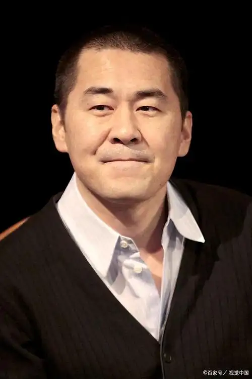 陈建斌回应成为抖音热门歌手尽显老戏骨大格局