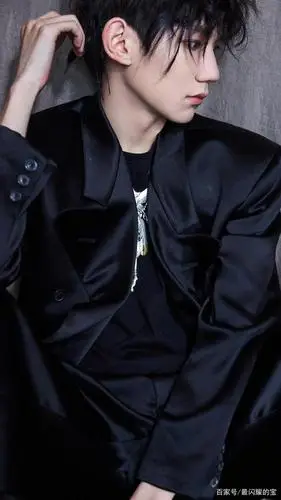 王源凭什么登上唱作人的舞台