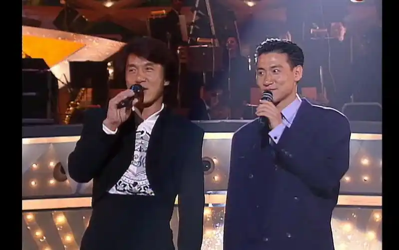1992年星光熠熠耀保良成龙张学友同台