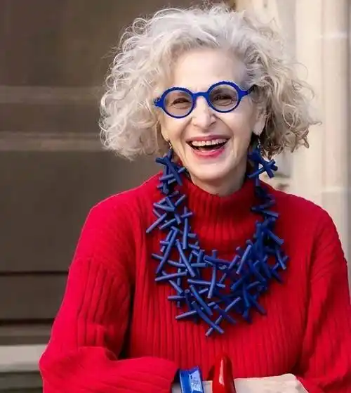 看看这些上海老奶奶,多时尚啊_发型_视觉_配饰