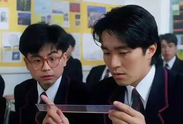 配角",黄一山的代表作有《逃学威龙》《唐伯虎点秋香》《九品芝麻官》