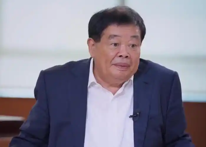 中国玻璃大王中国首善曹德旺有多牛