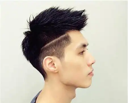 好看易打理的男生发型短发(15款两边剃短中间留长很阳光帅气的男生