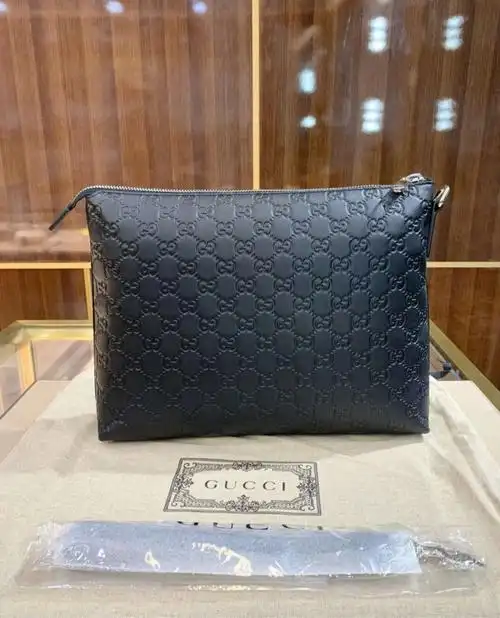 古驰男士手拿包