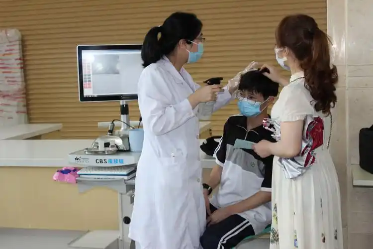 闽东医院皮肤科开展全国525护肤日活动