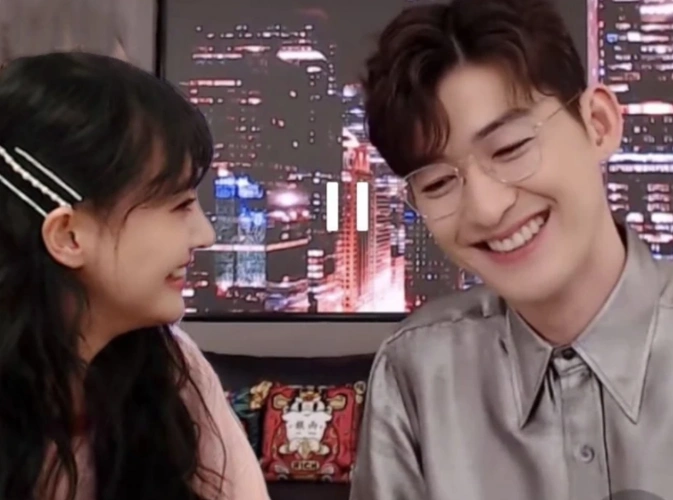 张翰,郑爽同时上"同期生活"题材综艺,两人默契让人惊讶,网友:希望复合