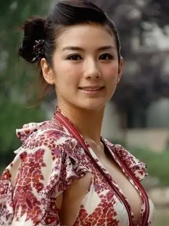 贾乃亮回应"李小璐出轨"事件,黄毅清说了一句,黄奕要坐不住了