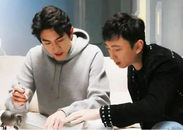 从林更新和胡歌的发言,就能看出来二人情商的高低了